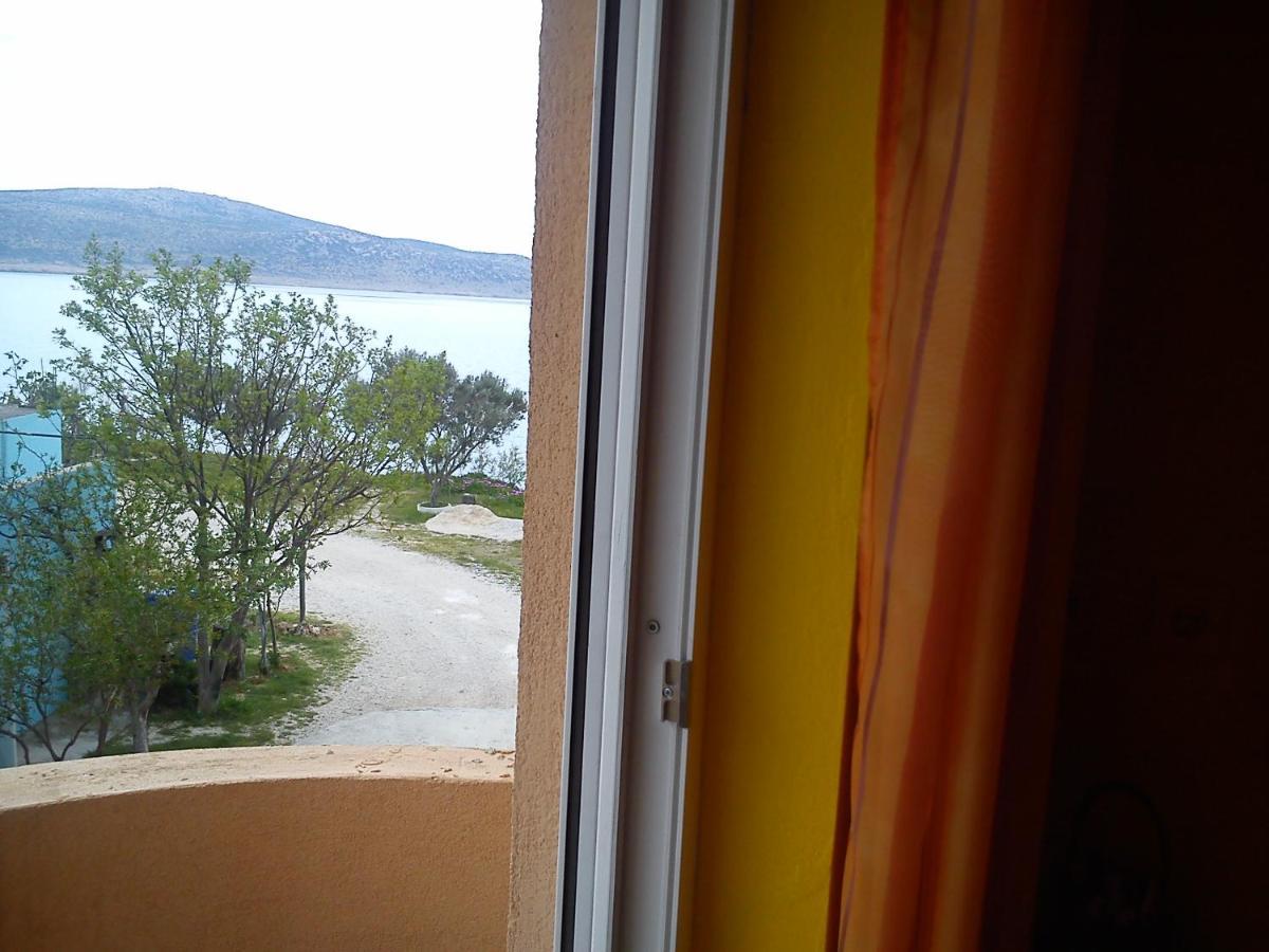 Apartman Atanasov Seline Eksteriør bilde
