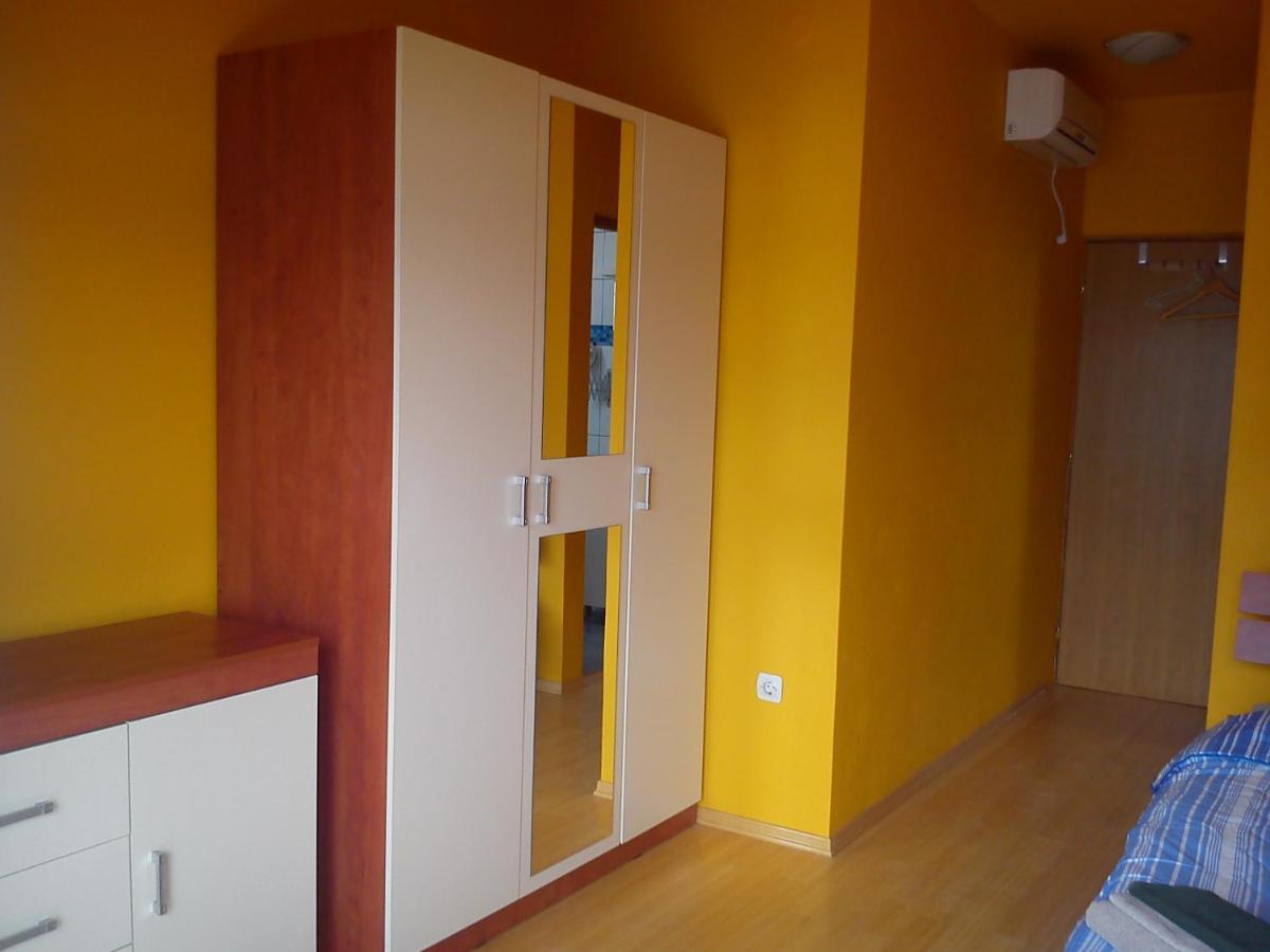 Apartman Atanasov Seline Eksteriør bilde